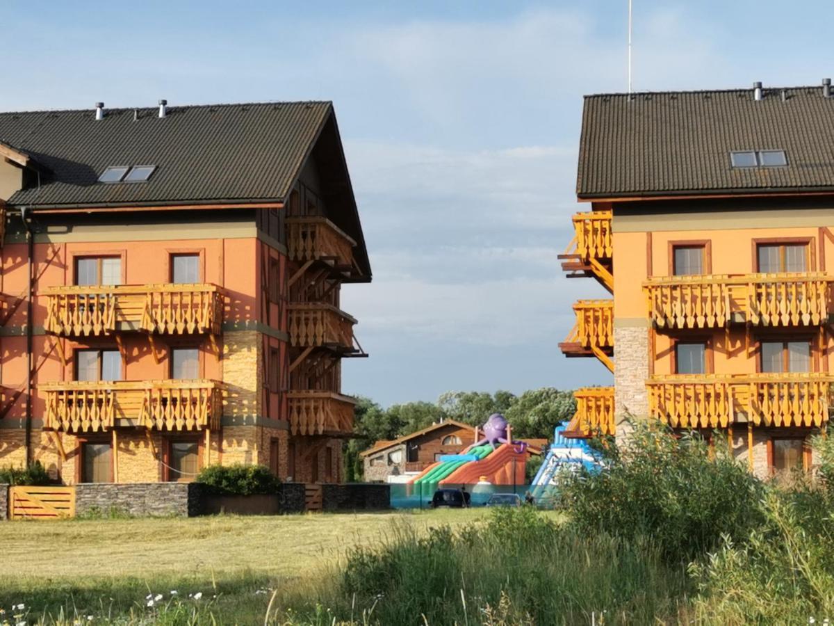 Tatry Golf Apartman Vel'ka Lomnica Exteriör bild