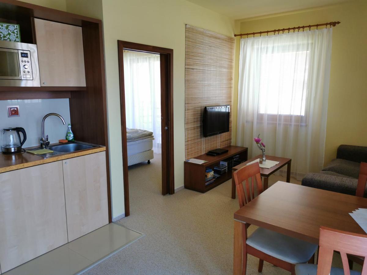 Tatry Golf Apartman Vel'ka Lomnica Exteriör bild