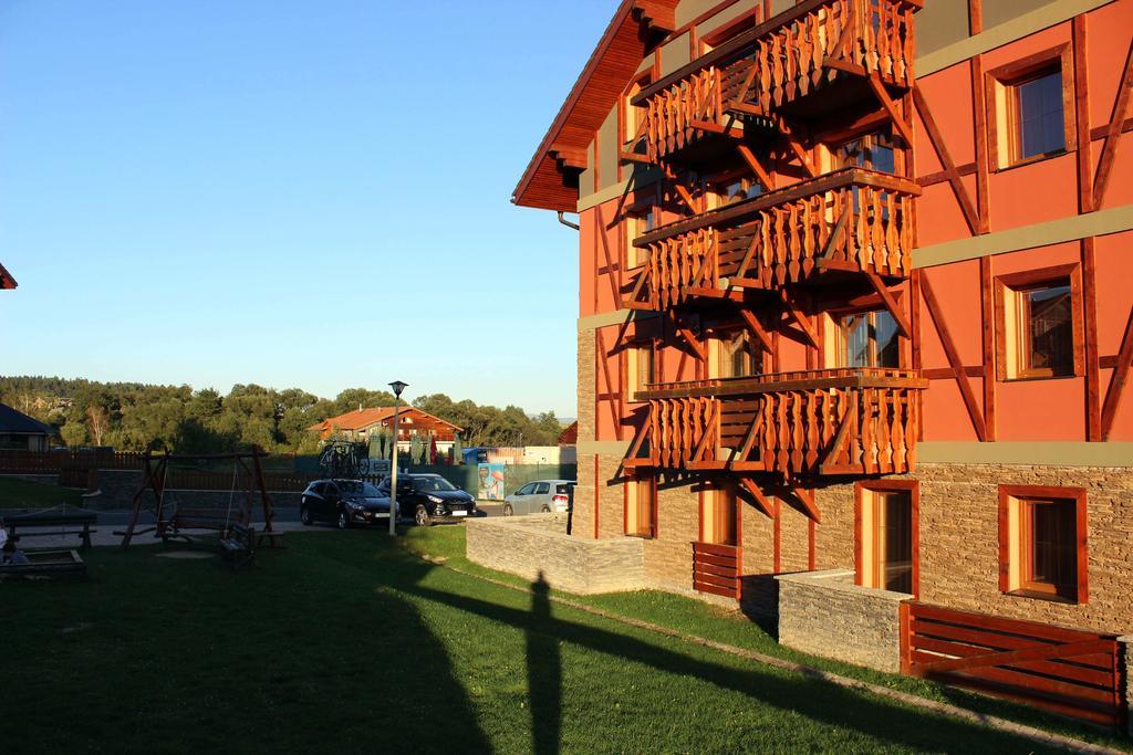 Tatry Golf Apartman Vel'ka Lomnica Exteriör bild